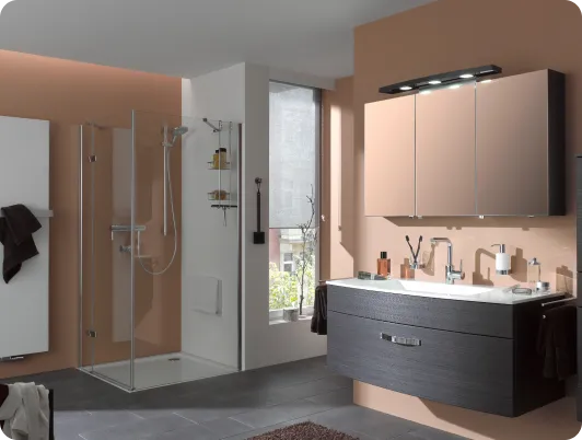 Modernes Badezimmer