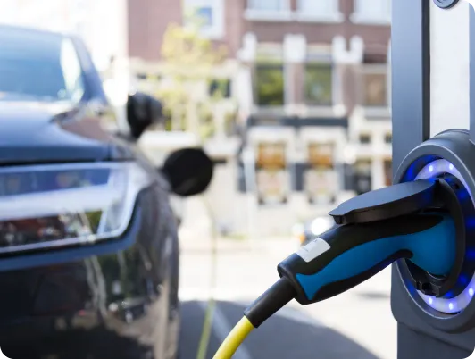 Elektroauto welches gerade vollgeladen wird